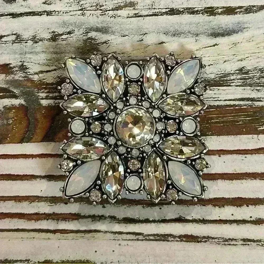 Premier Jewelry Rhinestone Brooch - Picture 2 of 6